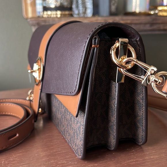 Michael Kors MD shoulder bag - Picture 9 of 16